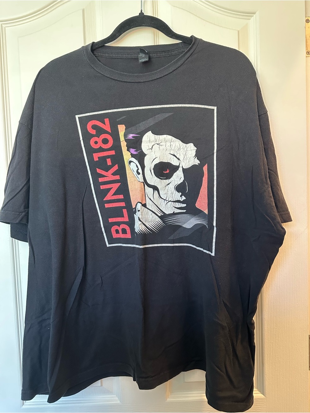 Blink-182 2017 Tour Graphic T-Shirt Black Pop Punk Band Tee
